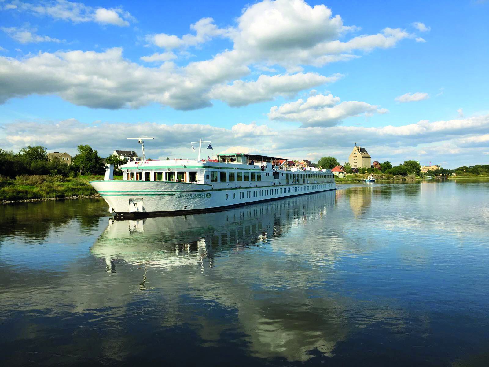 Flusskreuzfahrt mit Hund - 1AVista